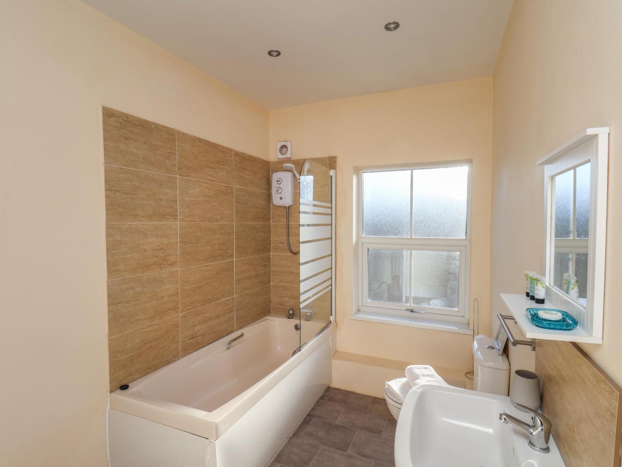 휫비 4 Normanby Terrace 빌라 외부 사진